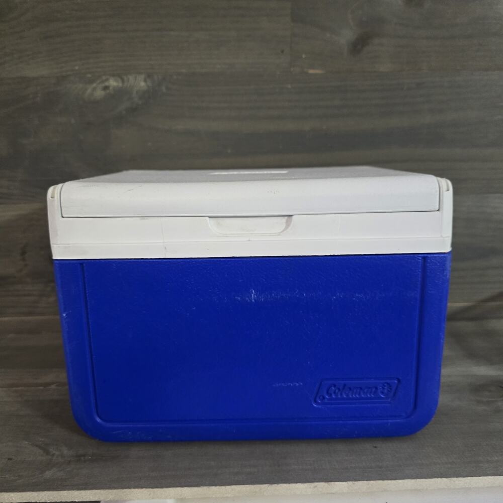 Vintage Coleman 5205 Personal 6 Cooler Blue White Flip Top Made USA